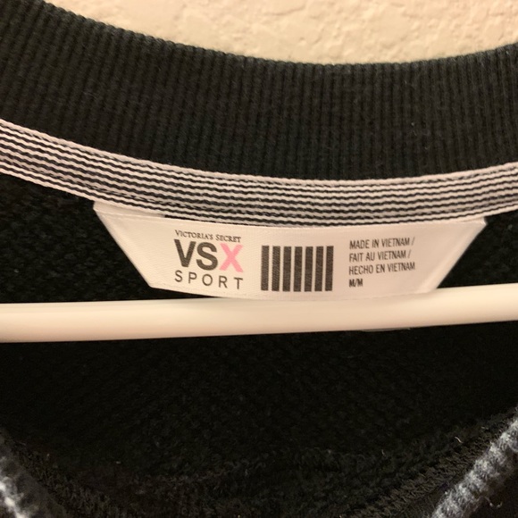 Victoria Secret Black Workout Sweater M - Picture 2 of 4